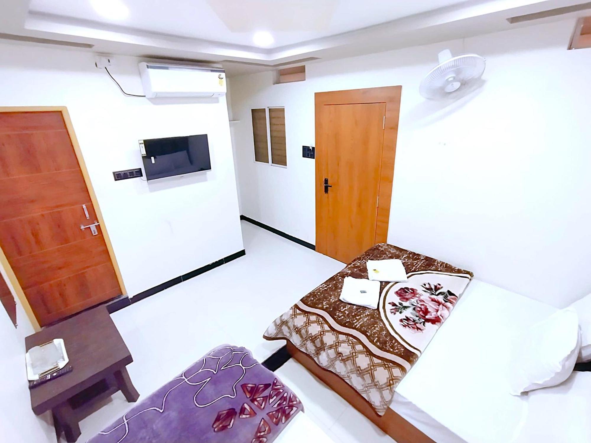 Hotel Shreem Ujjain Exterior foto